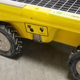 Vitirover - Robot tagliabordi agricolo autonomo